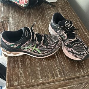 ASICS Gel Kayano 27 women’s size 12